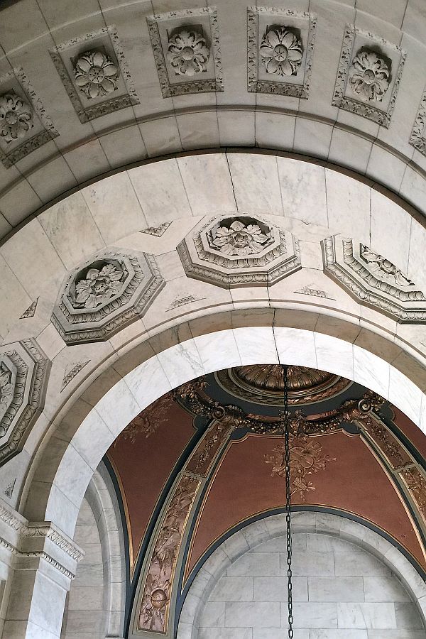 New York Public Library lobby, New York, USA
